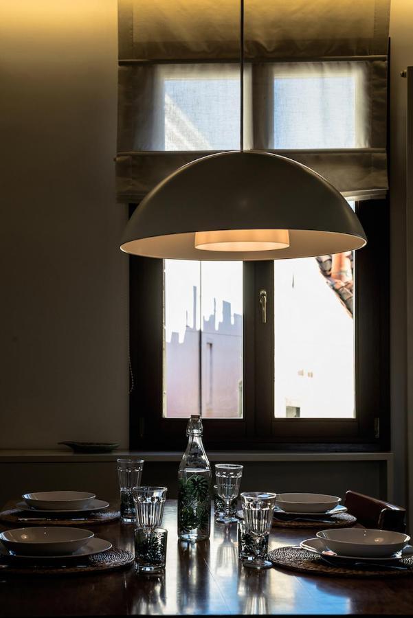 Apartment Mansardina - 1 Min From Accademia - Duplex Stylish And Cosy Venice